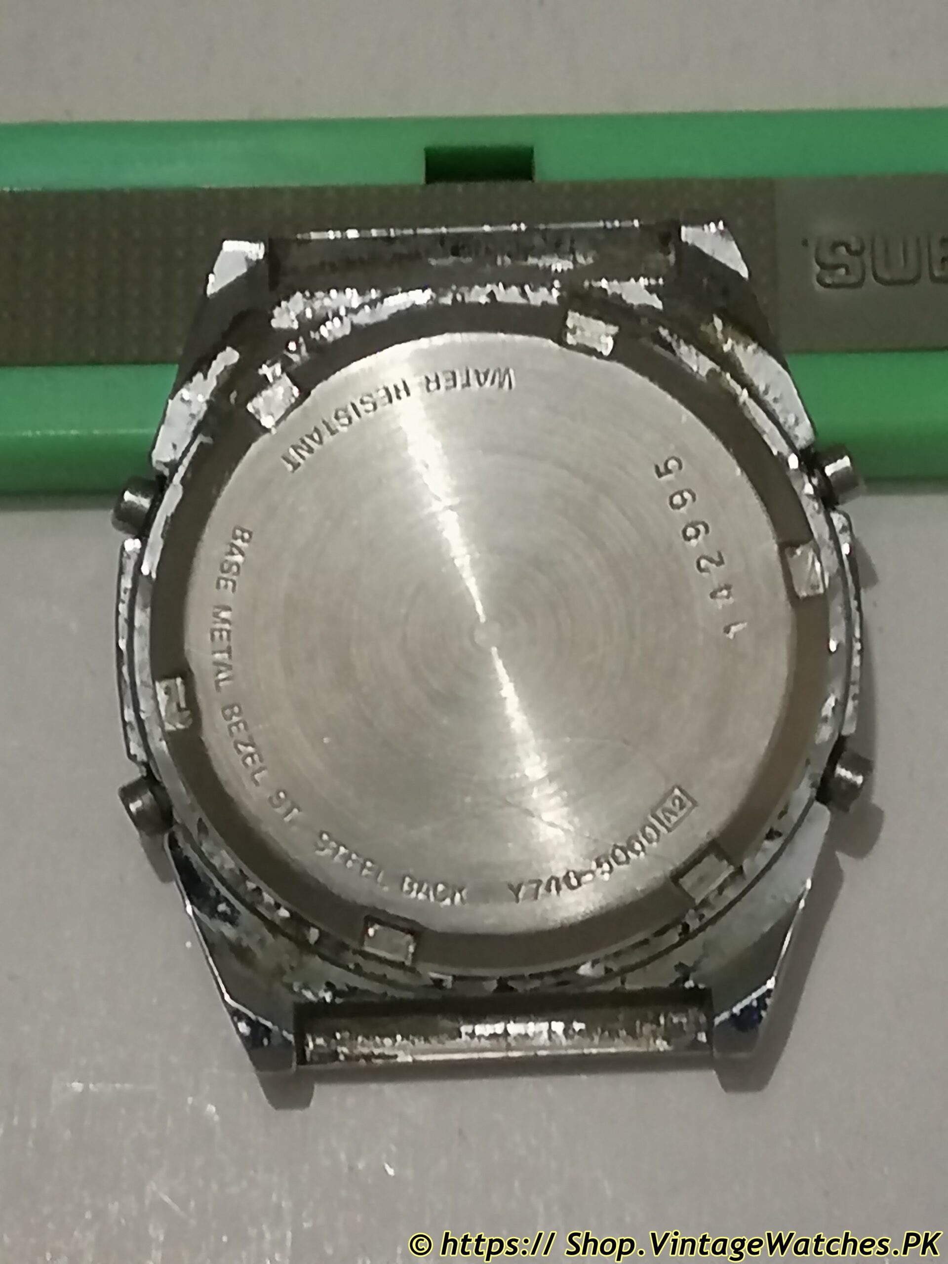 Vintage Classic Alba Y746-5060 Digital LC Watch