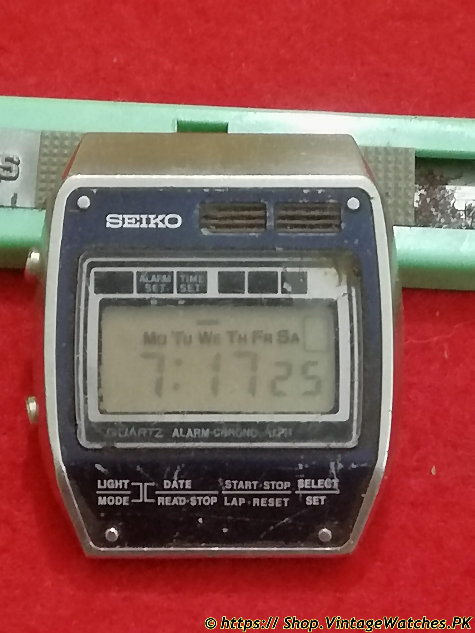 1980s Vintage Classic Seiko A158-502A