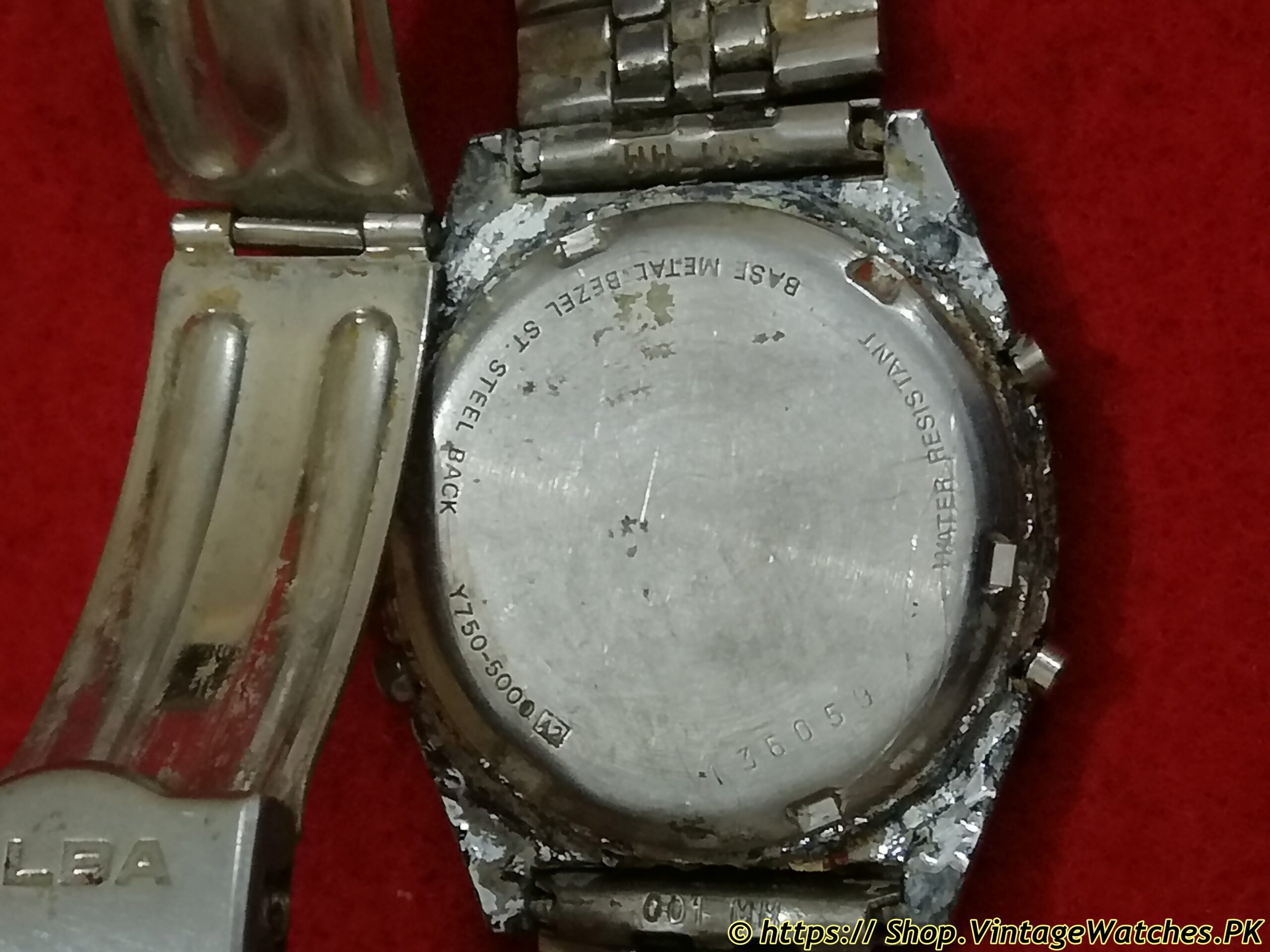 Vintage Alba Y750-5000 Digital LCD Quartz