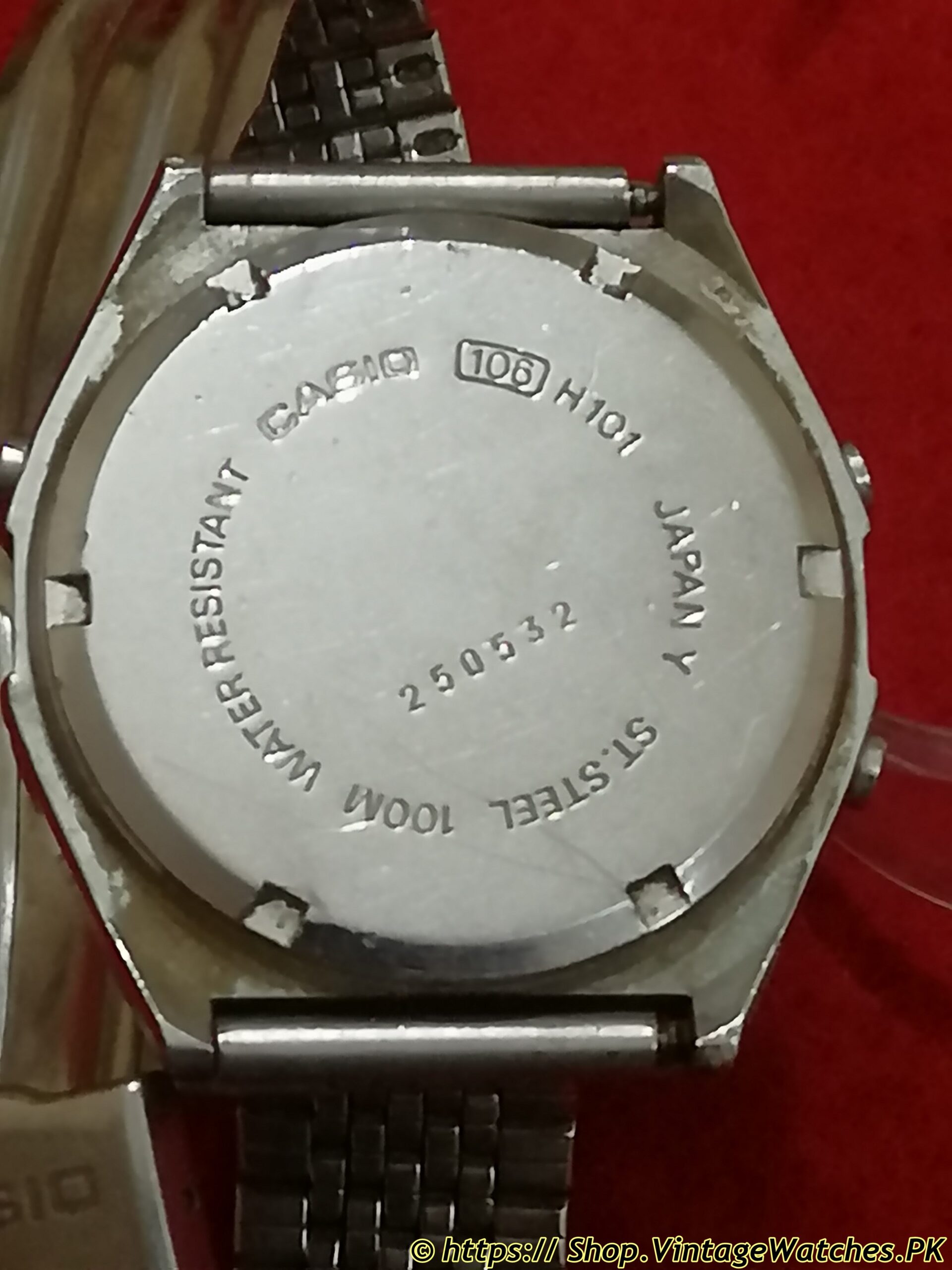 1980s Vintage CASIO H101 Marlin module 106 digital LCD watch