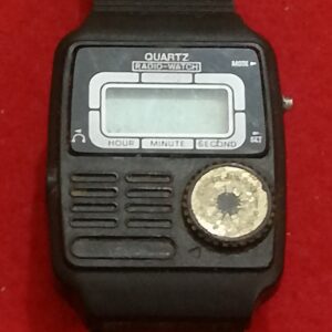 1980s Vintage Retro Nostalgia Radio Digital LCD Watch