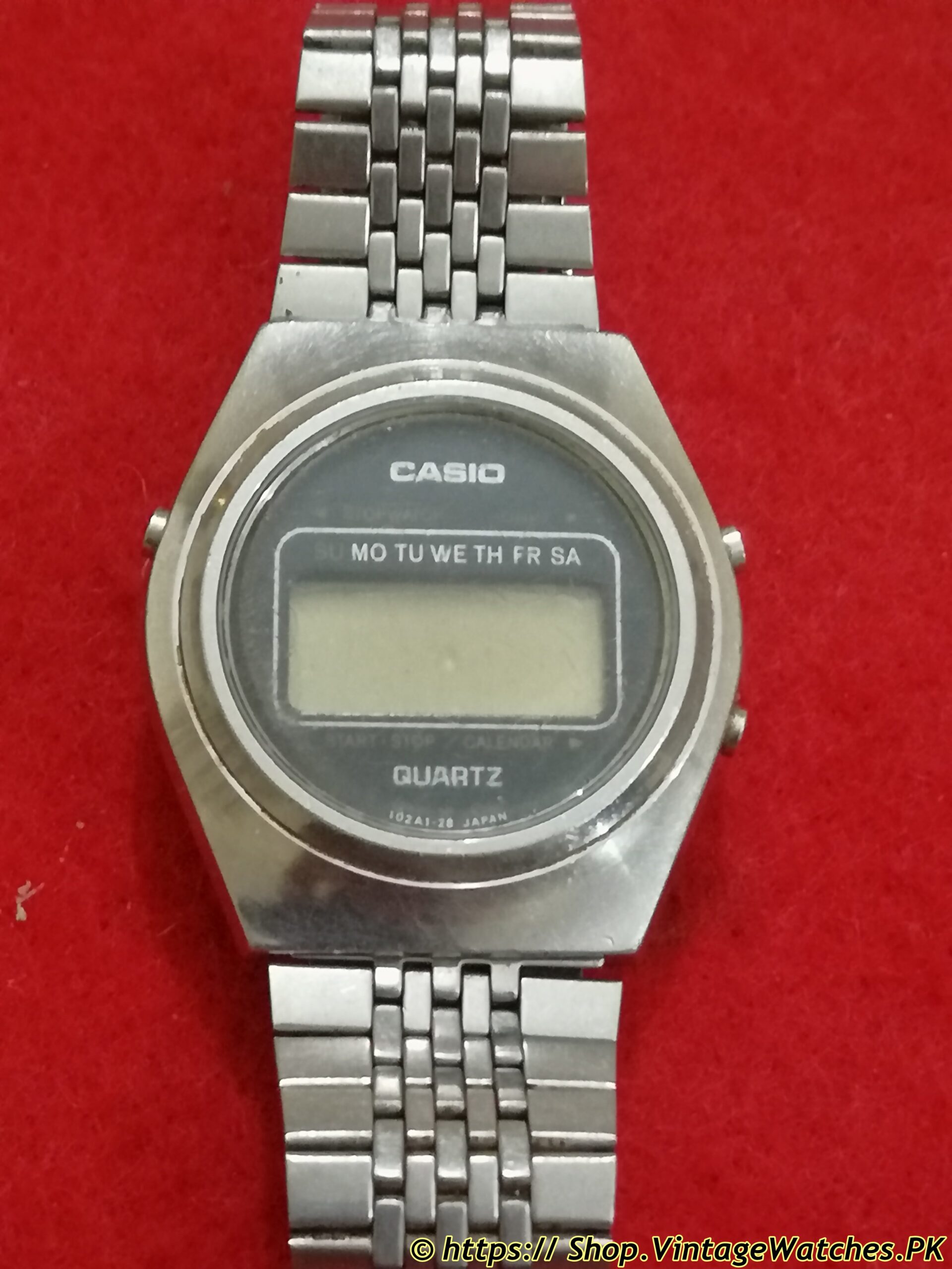 1970's Vintage Nostalgia Casio 31QR-11 Digital LCD Watch