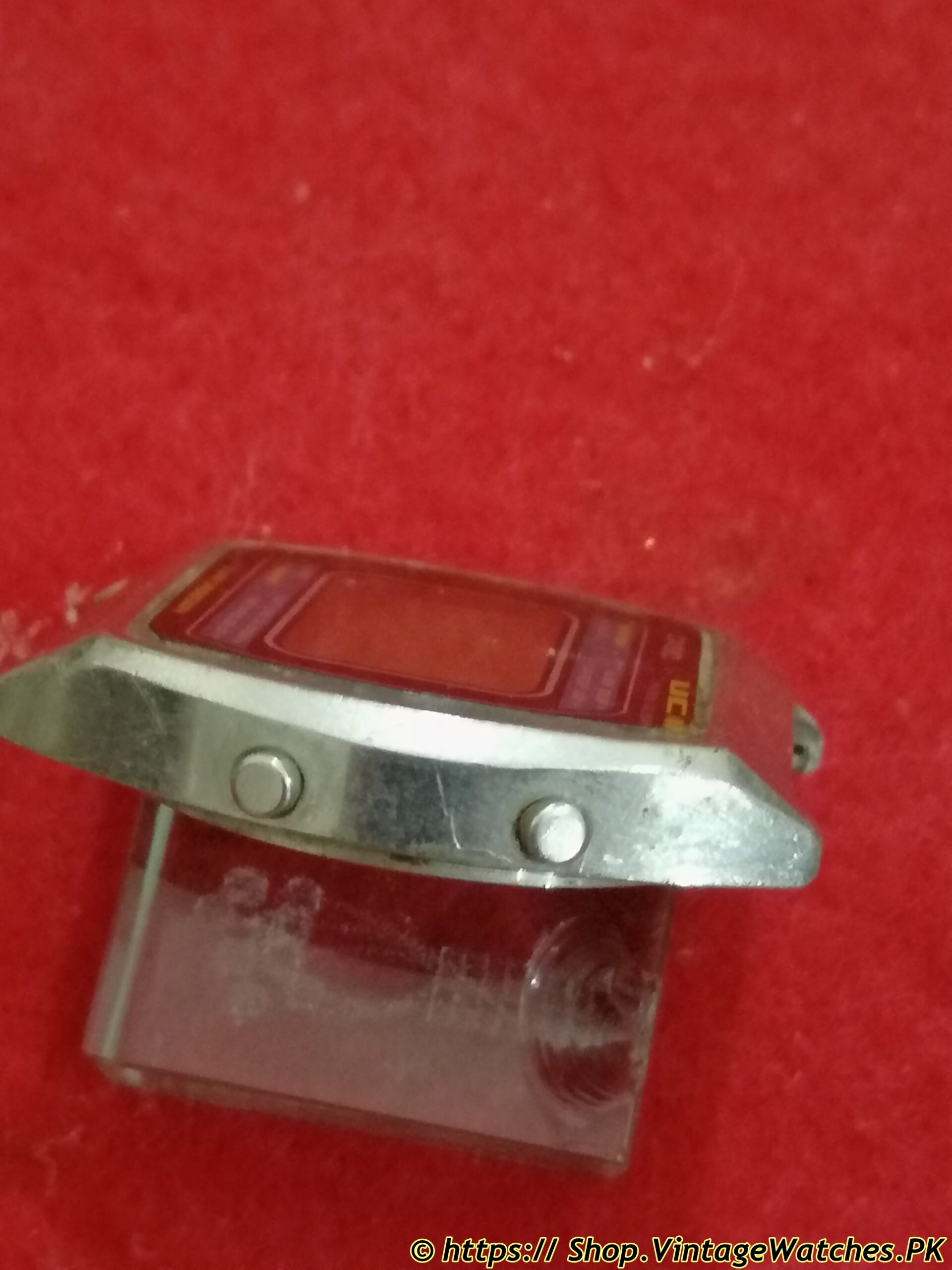 1970's Rare Classic Nostalgia Casio UC-50W Universal Calendar Digital LCD Watch - Image 2