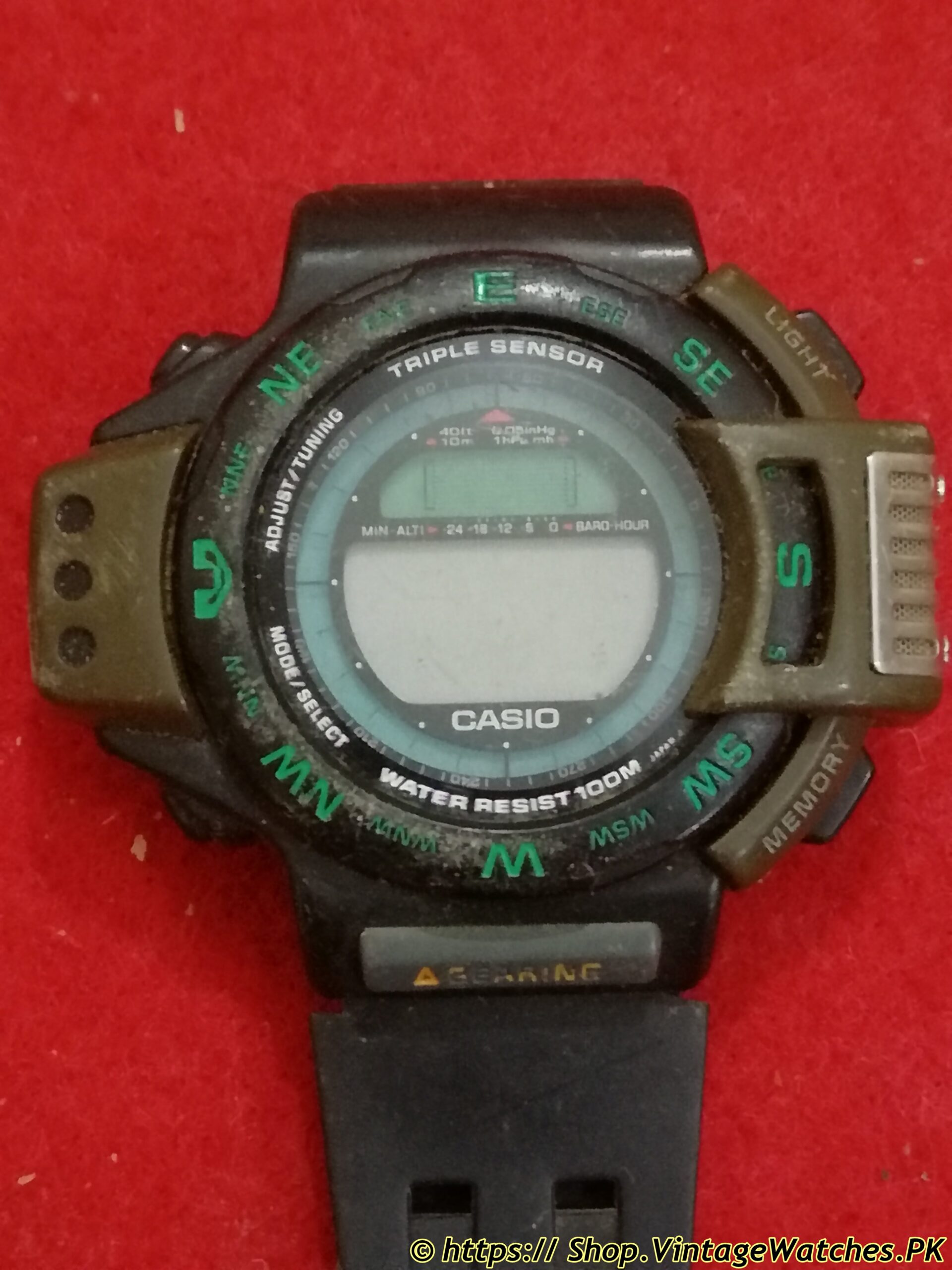1990s Vintage Retro Casio ATC-1000 Triple Sensor Compass Digital LCD Watch